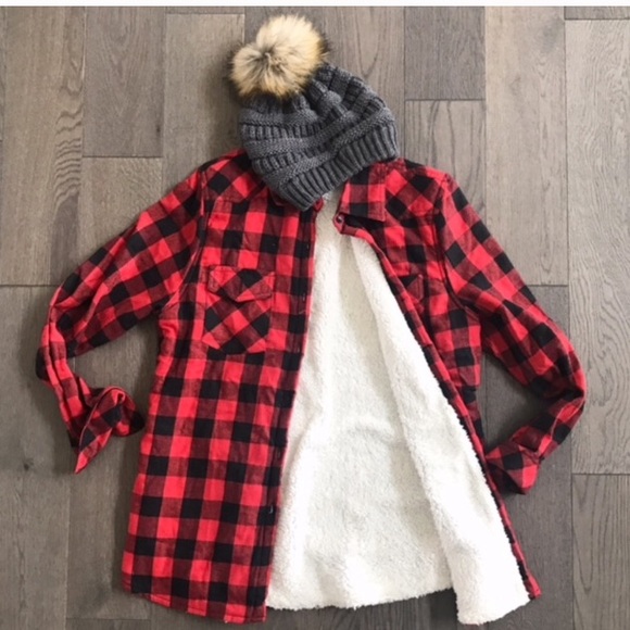 Last 1 S Sherpa Lined Plaid Flannel Button up Top - Picture 4 of 6